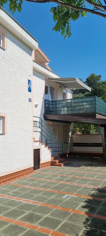 Apartmani Karla Baška Eksteriør bilde